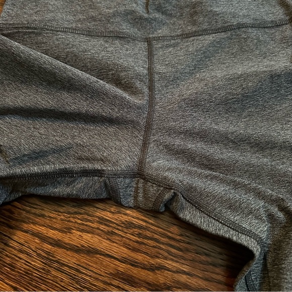 Lululemon Leggings - grey - Picture 4 of 7